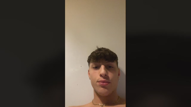Angeluzzo01  25-03-2022